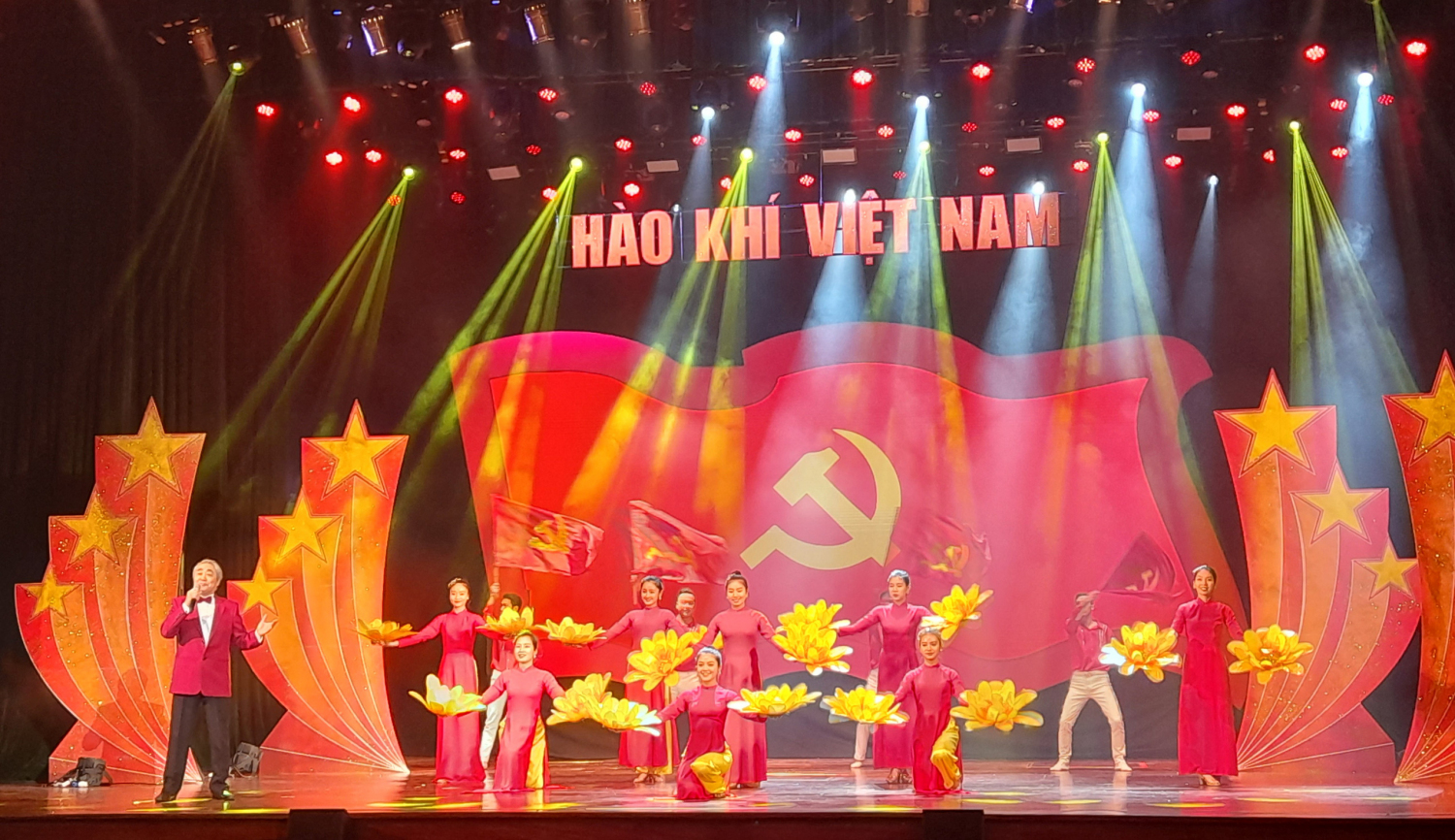 Hào khí Việt Nam