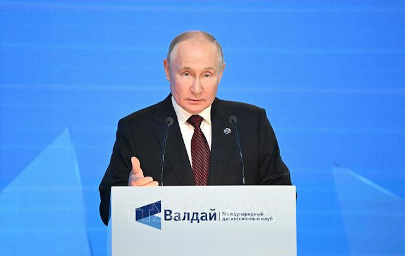 Tổng thống Nga Vladimir Putin phát biểu tại Hội nghị thường niên Câu lạc bộ thảo luận quốc tế Valdai lần thứ 20. Ảnh: AFP/TTXVN