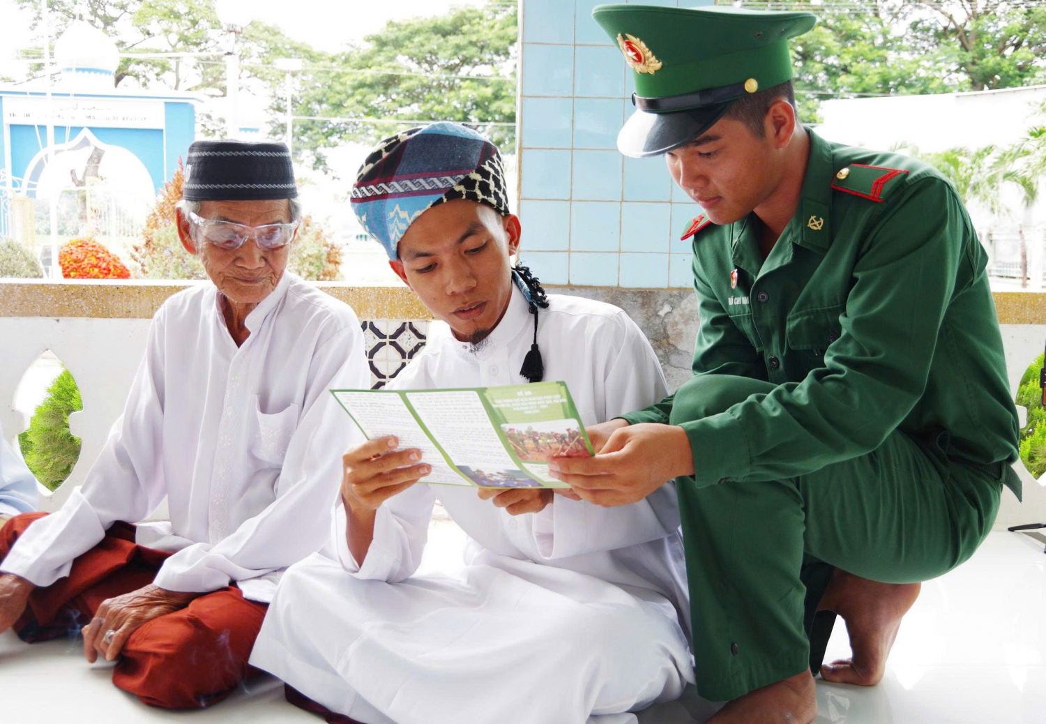 An Giang thực hiện dân chủ ở cơ sở trong bộ máy chính quyền địa phương 02 cấp